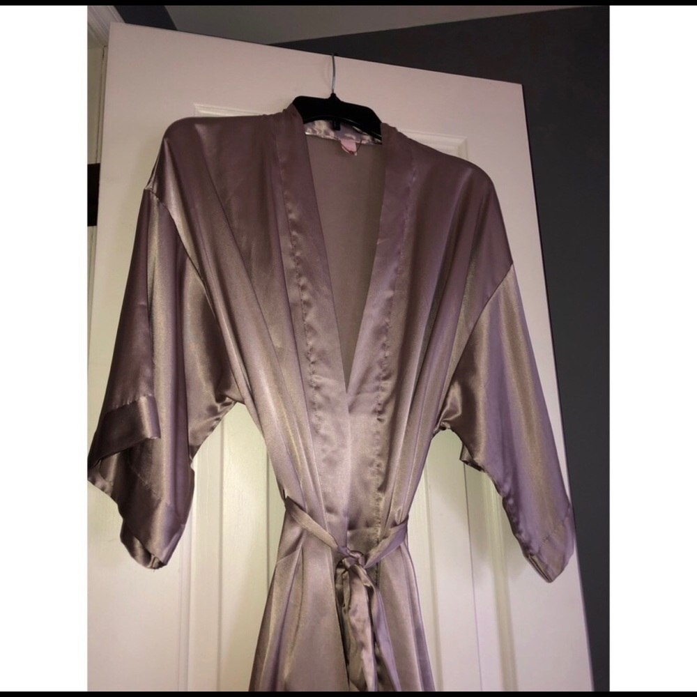 Sexy Victoria’s Secret Champagne Satin Robe